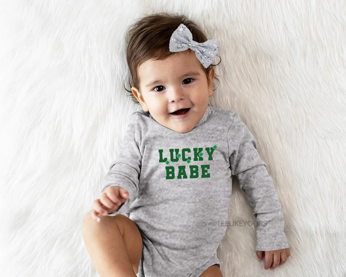 Lucky Mama & Lucky Babe St Patricks Sweater. Matching Mommy and Me Outfit, Shamrock Baby Girl Onesie, Mom and Baby St Patricks Day Sweater